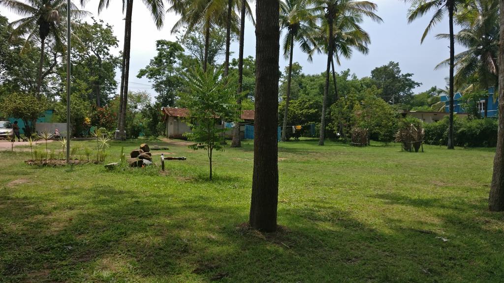 The Shades Holiday Homes Kushālnagar Buitenkant foto